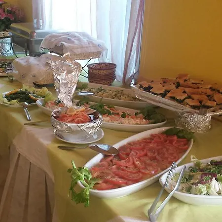 Marinella Hotel 3*