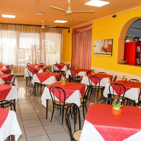 Marinella 3*