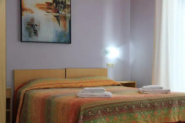 Szálloda Marinella 3*