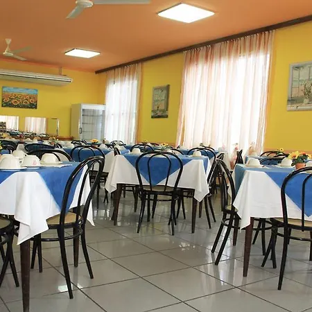Marinella Hotel 3*